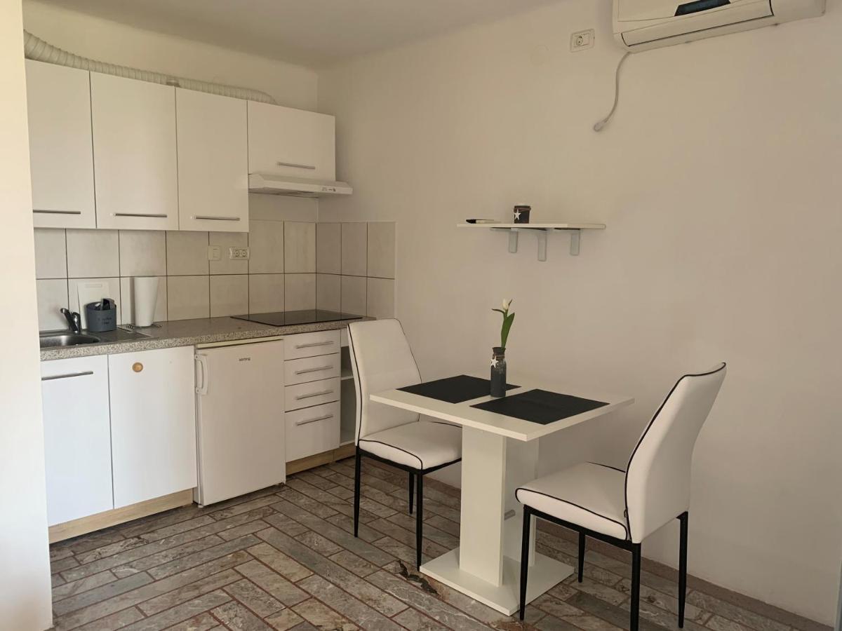 Apartmaji Amitis Portoroz Exterior photo